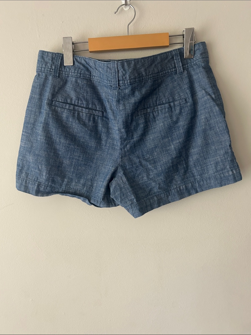 GAP Women's City Shorts in Blue - Picture 2 of 4